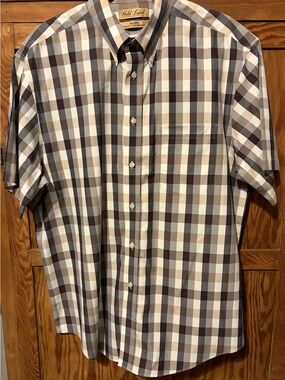 Two (2) Roundtree & Yorke Cotton Short-Sleeve Button-Down Shirts - Large - EUC